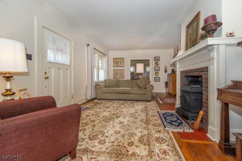 19 Grover Ln, Caldwell, NJ 07006 photo 3