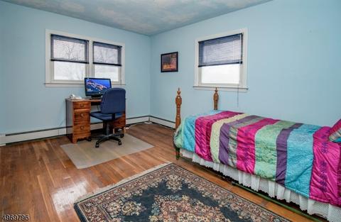 204 Rutledge Ct, North Plainfield, NJ 07060 photo 14