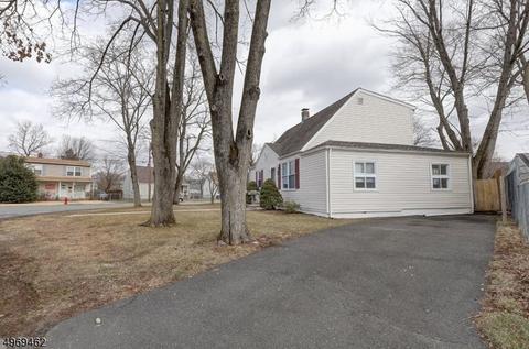 29 Wanaque Ave, Wanaque Boro, NJ 07420 photo 3
