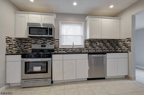 29 Wanaque Ave, Wanaque Boro, NJ 07420 photo 4