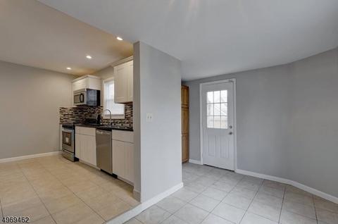 29 Wanaque Ave, Wanaque Boro, NJ 07420 photo 22