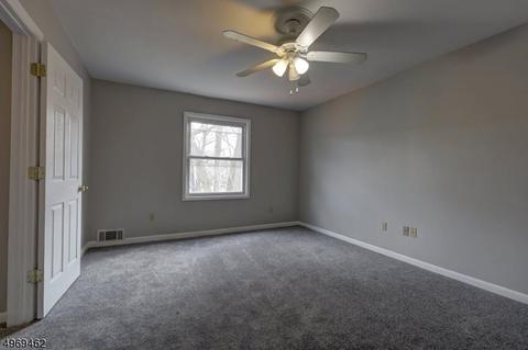 29 Wanaque Ave, Wanaque Boro, NJ 07420 photo 11