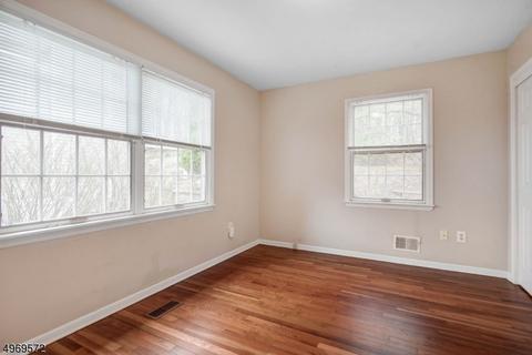 235 Killarney Dr, Berkeley Heights, NJ 07922 photo 19