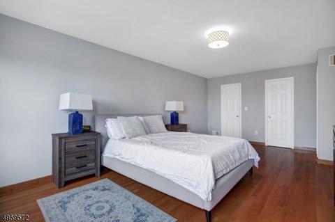 235 Killarney Dr, Berkeley Heights, NJ 07922 photo 13