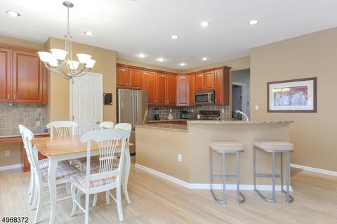 23 Windsor Pl, Wayne, NJ 07470 photo 3