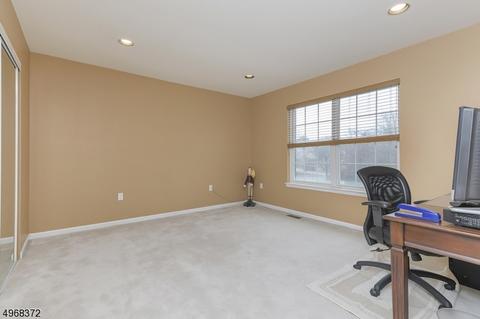 23 Windsor Pl, Wayne, NJ 07470 photo 17
