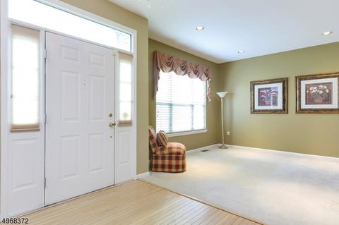 23 Windsor Pl, Wayne, NJ 07470 photo 2