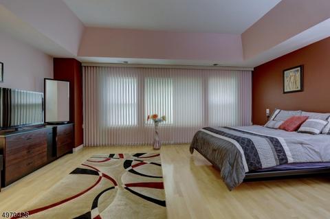 8502 Brittany Dr, Wayne, NJ 07470 photo 15
