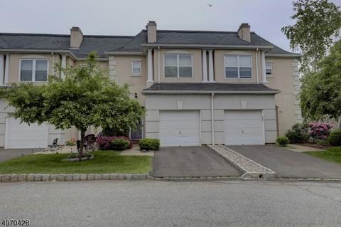 8502 Brittany Dr, Wayne, NJ 07470 photo 1