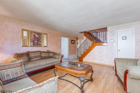 253 Conant St, Hillside, NJ 07205 photo 4