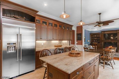 49 Benton Rd, Paramus, NJ 07652 photo 11