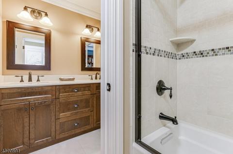 49 Benton Rd, Paramus, NJ 07652 photo 19