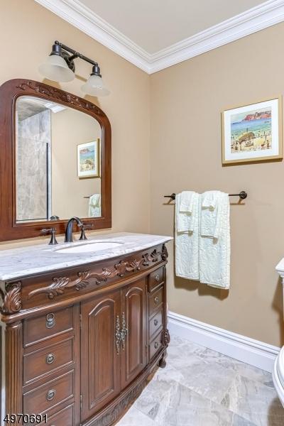 49 Benton Rd, Paramus, NJ 07652 photo 22