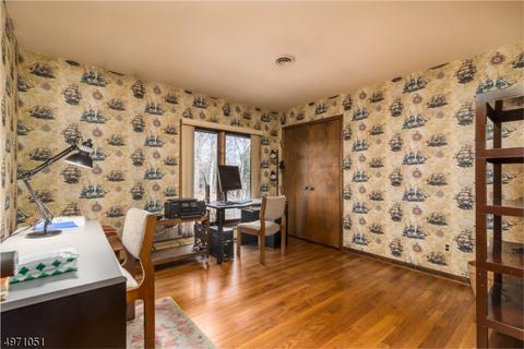 44 Brook Rd, Upper Saddle River, NJ 07458 photo 15