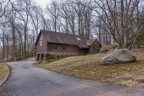 44 Brook Rd, Upper Saddle River, NJ 07458 photo 1