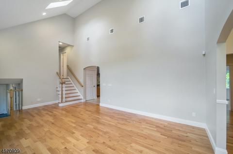 114 Baldwin Ter, Wayne, NJ 07470 photo 17