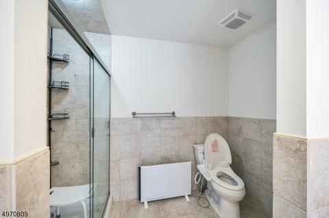 114 Baldwin Ter, Wayne, NJ 07470 photo 19