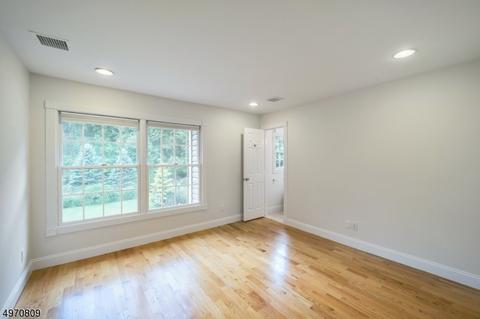 114 Baldwin Ter, Wayne, NJ 07470 photo 14