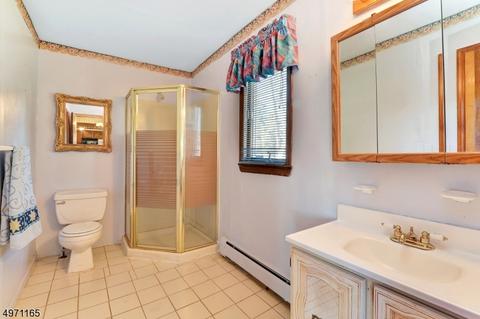 721 Reeder Rd, Paramus, NJ 07652 photo 13