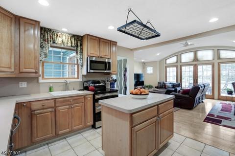 1569 Alps Rd, Wayne, NJ 07470 photo 9