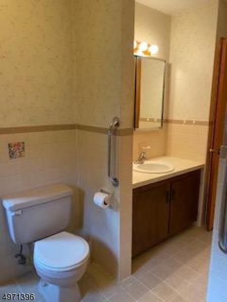 914 5th Ave, Alpha, NJ 08865 photo 12