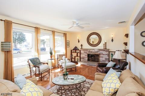 7 Tosch Ave # b, Wayne, NJ 07470 photo 2