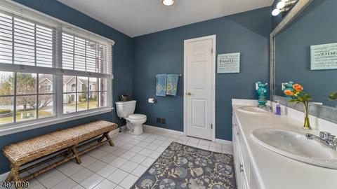 41 Foxboro Rd, Wayne, NJ 07470 photo 16