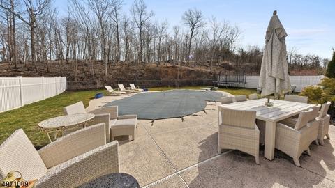 41 Foxboro Rd, Wayne, NJ 07470 photo 23