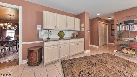 41 Foxboro Rd, Wayne, NJ 07470 photo 10