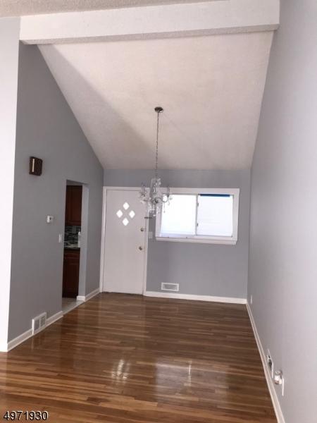278 Mc Lean Pl, Hillside, NJ 07205 photo 8