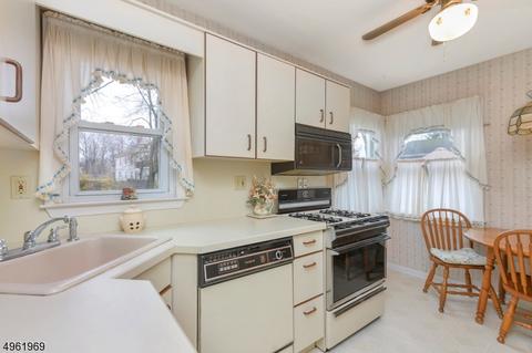 46 Miele Pl, Summit, NJ 07901 photo 4