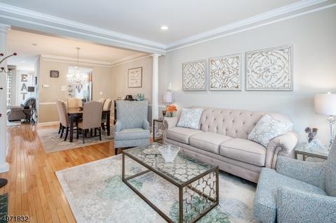210 Levinberg Ln, Wayne, NJ 07470 photo 5