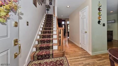 36 Worcester Dr, Wayne, NJ 07470 photo 3