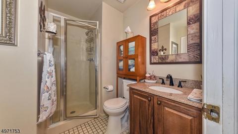 36 Worcester Dr, Wayne, NJ 07470 photo 12