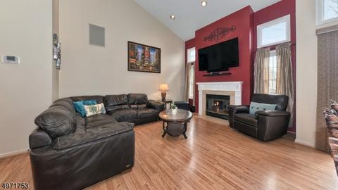 36 Worcester Dr, Wayne, NJ 07470 photo 6