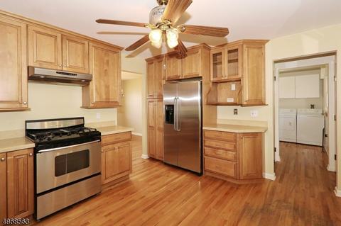 23 Roberts Rd, Clark, NJ 07066 photo 11