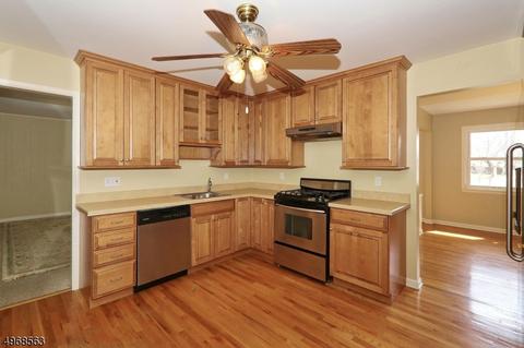 23 Roberts Rd, Clark, NJ 07066 photo 12