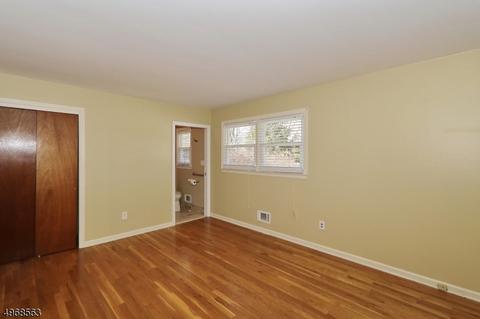 23 Roberts Rd, Clark, NJ 07066 photo 18