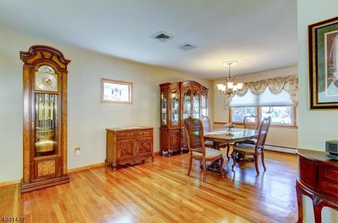 4 Nimitz Rd, Wayne, NJ 07470 photo 5