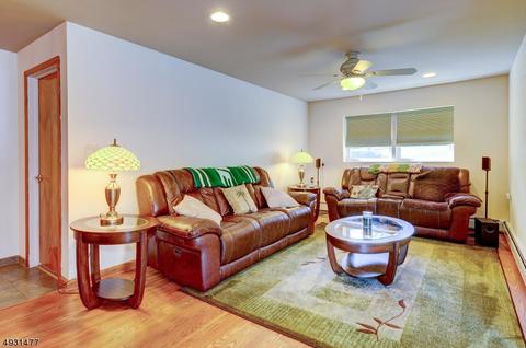 4 Nimitz Rd, Wayne, NJ 07470 photo 18