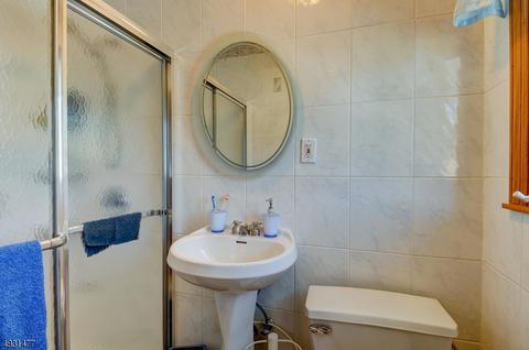 4 Nimitz Rd, Wayne, NJ 07470 photo 16