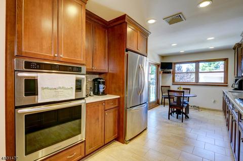 4 Nimitz Rd, Wayne, NJ 07470 photo 7