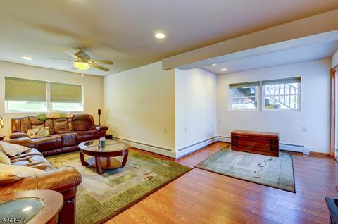 4 Nimitz Rd, Wayne, NJ 07470 photo 17