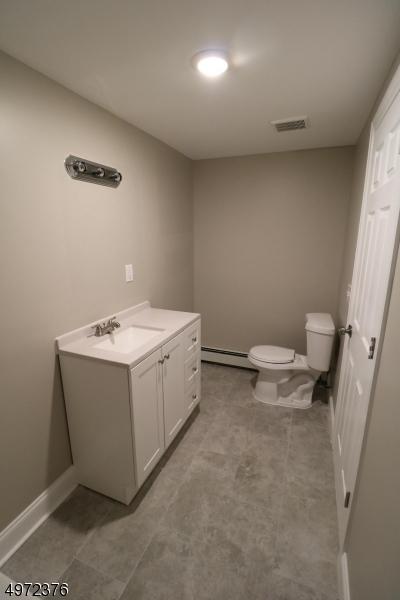 65 Berkley Ct, Wayne, NJ 07470 photo 11