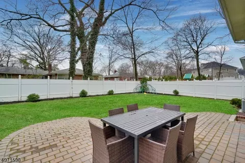 83 Ruby St, Springfield, NJ 07081 photo 22