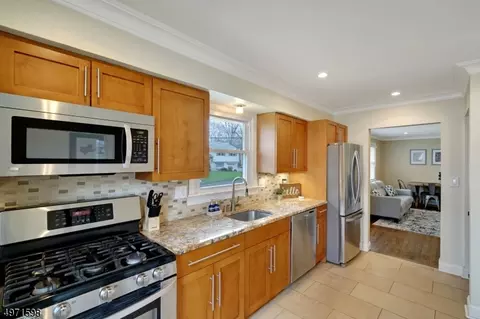 83 Ruby St, Springfield, NJ 07081 photo 10
