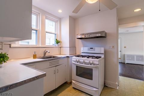 611 Maple Ave, Teaneck, NJ 07666 photo 6