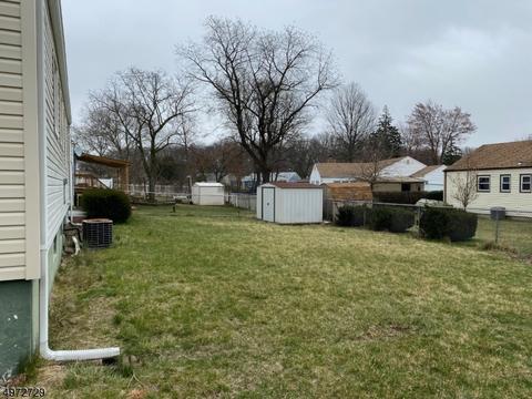 47 Warwick Rd, Hillside, NJ 07205 photo 3