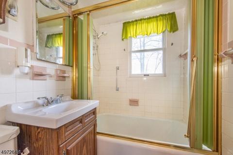 37 Post Ln, Wayne, NJ 07470 photo 14