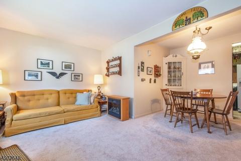 37 Post Ln, Wayne, NJ 07470 photo 3